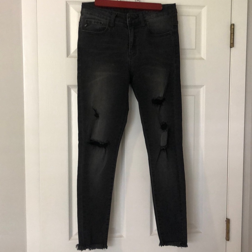 EUC Kancan Black Skinny Jeans 7/27